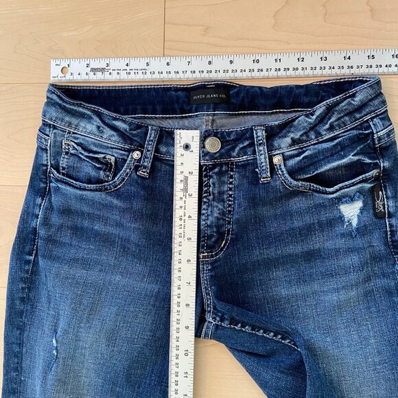 Silver Jeans Co. Elyse Capri Womens Jeans Distressed blue stretchy Denim size 29 - Picture 9 of 11